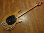 musicman_stingraybass_30.jpg