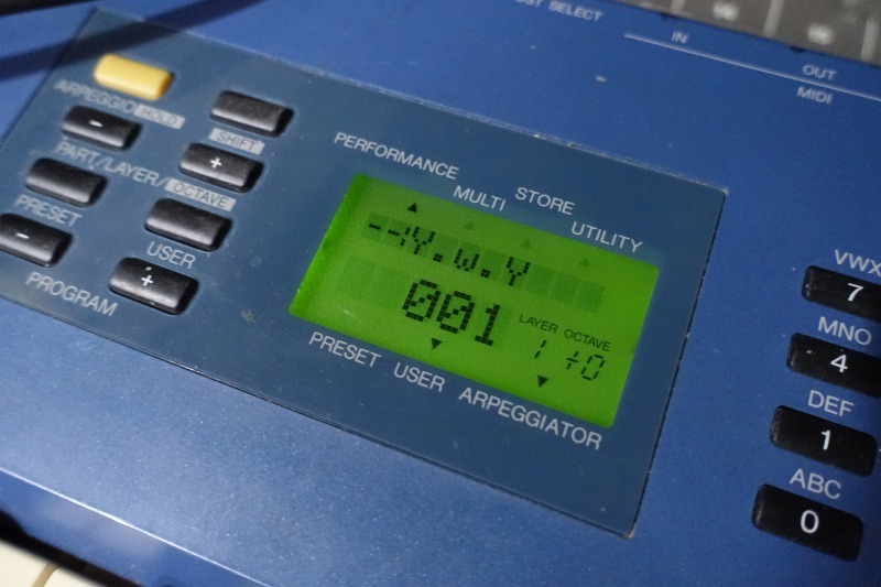 YAMAHA CS1x（バックアップ電池の交換）」: こいち時間
